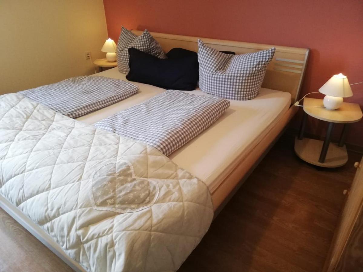Ferienwohnung Haus Silvia フラドゥンゲン エクステリア 写真